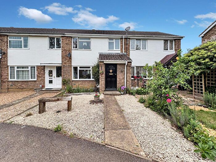 3 Bedroom Terraced House For Sale In Foster Way, Wootton, MK43