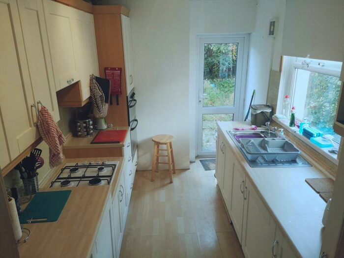 3 Bedroom House To Rent In May Street, Cathays, Cardiff, CF24