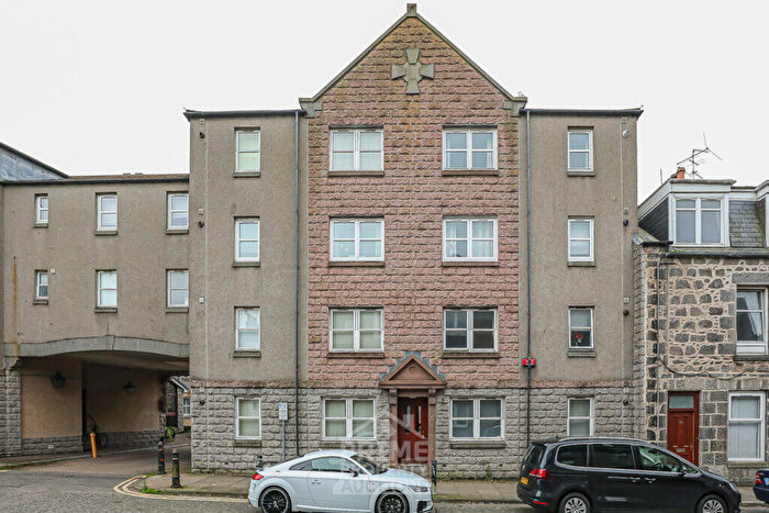 2 Bedroom Flat For Sale In St Clair Street, Aberdeen, AB24