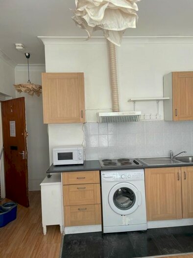 Studio To Rent In Anson Road, London, NW2