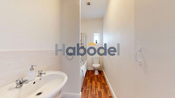 2 Bedroom Flat To Rent In Marlborough Terrace, Bridlington, YO15