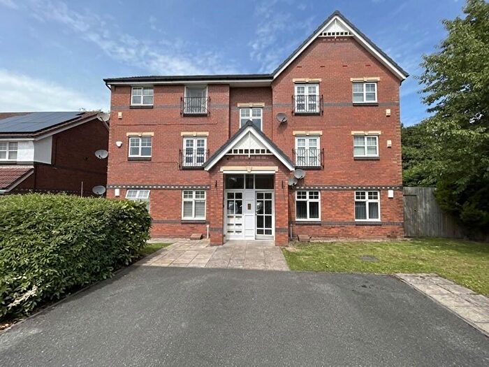 2 Bedroom Flat For Sale In Haslington Road, Manchester, M22