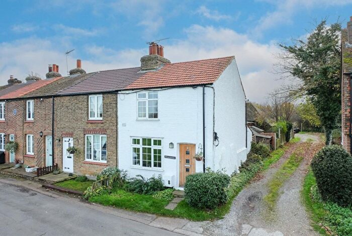 2 Bedroom End Of Terrace House For Sale In Meopham Green, Meopham, Gravesend, DA13