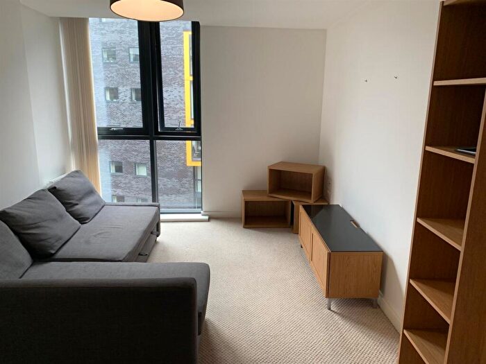 1 Bedroom Apartment To Rent In Potato Wharf, Catlefield, Manchester, M3