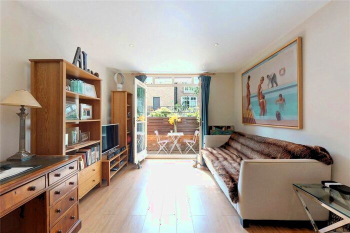 1 Bedroom Apartment To Rent In Dunbridge Street, Bethnal Green, London, E2