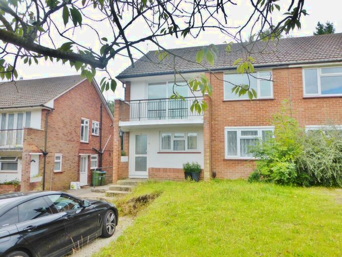 2 Bedroom Maisonette To Rent In Courtland Gardens, Bassett, SO16