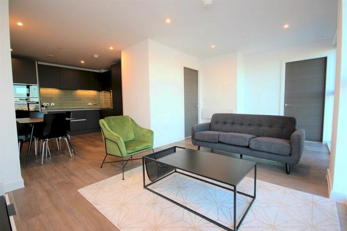 2 Bedroom Flat To Rent In Red, Media City Uk, Salford, M50
