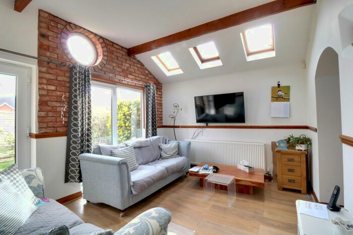 3 Bedroom Semi-Detached House To Rent In Lovell Road, Yoxall, Burton-On-Trent, DE13