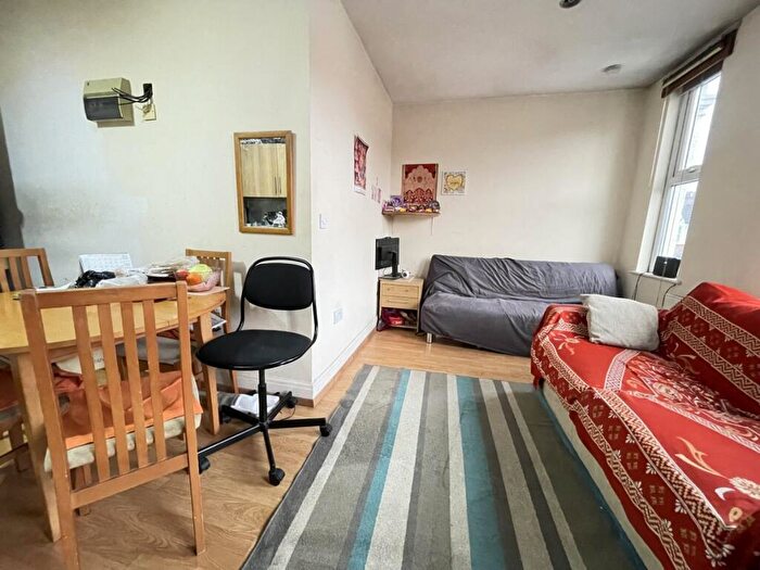 1 Bedroom Flat To Rent In Grant Road, Harrow, HA3