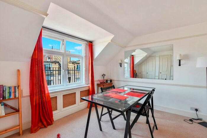 2 Bedroom Flat To Rent In Marylebone Street, Marylebone Village, London . G, W1