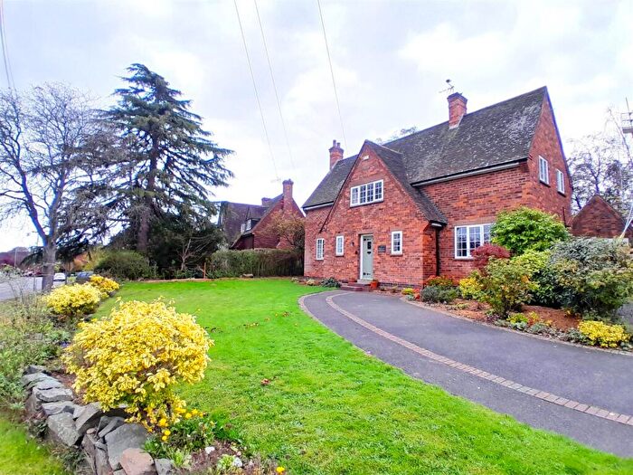 3 Bedroom Detached House For Sale In Pantain Road, Loughborough, LE11