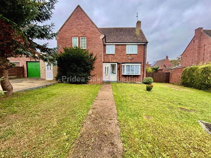 3 Bedroom Detached House For Sale In Canberra Crescent, Gainsborough, DN21