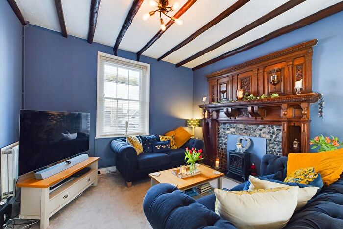 3 Bedroom End Of Terrace House For Sale In Castle Street, Thetford, IP24