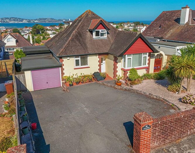 2 Bedroom Bungalow For Sale In Clennon Avenue, Paignton, TQ4