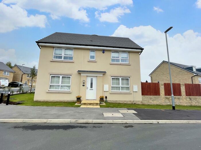 3 Bedroom House To Rent In Stephenson Drive, Silsden, Keighley, BD20