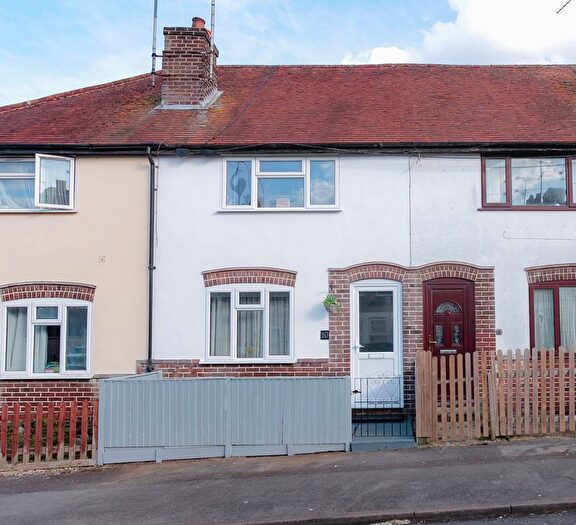 2 Bedroom Terraced House For Sale In Alma Street, Reading, RG30