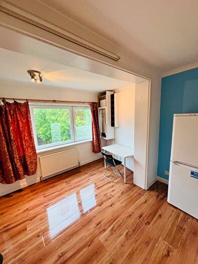 Studio To Rent In George Lane, London, SE13