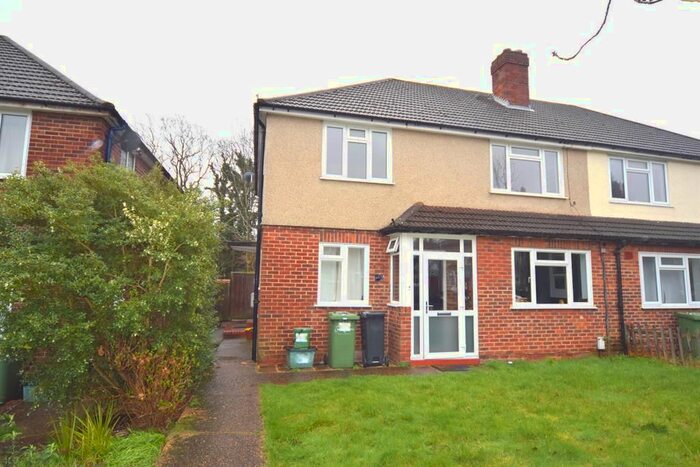 2 Bedroom Maisonette To Rent In Stoneleigh Park Road, Stoneleigh, Epsom KT19