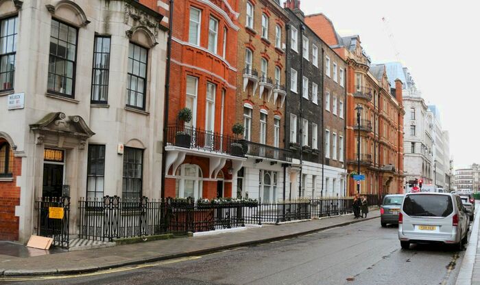 3 Bedroom Flat To Rent In Welbeck Street, Marylebone, London, W1G