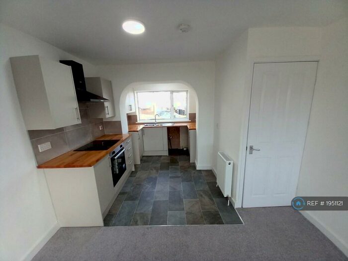 2 Bedroom End Of Terrace House To Rent In Strauss Crescent, Maltby, Rotherham, S66