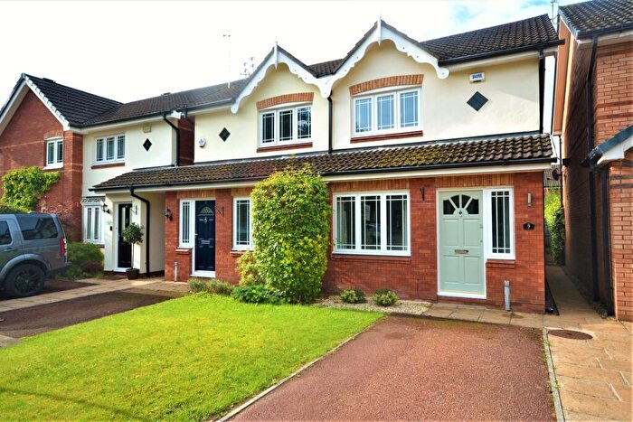 2 Bedroom Mews To Rent In Shargate Close, Wilmslow, SK9