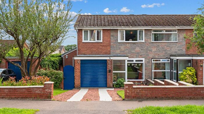 3 Bedroom Semi-Detached House For Sale In Rosehill Road, Torrance, G64
