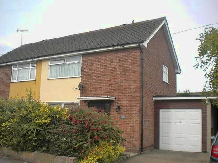 2 Bedroom Semi-Detached House To Rent In Cloes Lane, Clacton-On-Sea, CO16