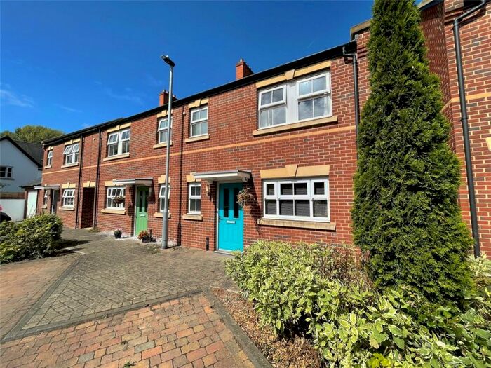 3 Bedroom End Of Terrace House To Rent In Gate Reach, Exeter, Devon, EX2