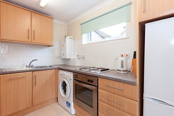2 Bedroom Apartment To Rent In Hernes Road, Oxford, OX2