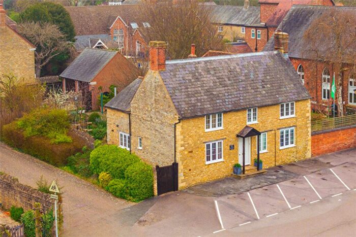 4 Bedroom Detached House For Sale In South Street, Castlethorpe, Milton Keynes, Buckinghamshire, MK19