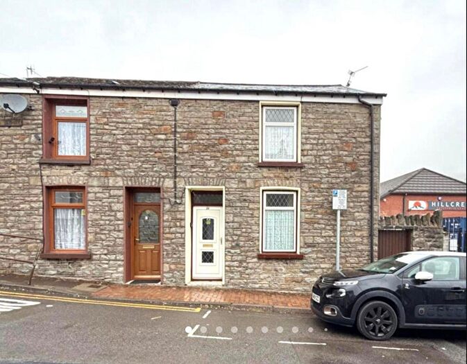3 Bedroom Semi-Detached House To Rent In Pryce Street (Sts), Mountain Ash, CF45