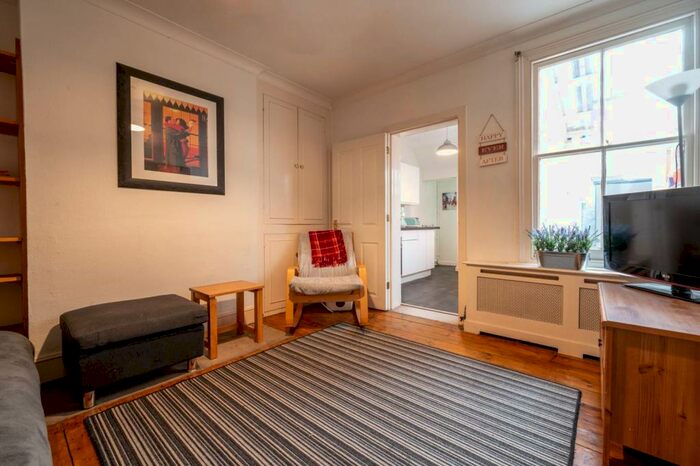 3 Bedroom End Of Terrace House To Rent In Sycamore Road, Guildford, GU1