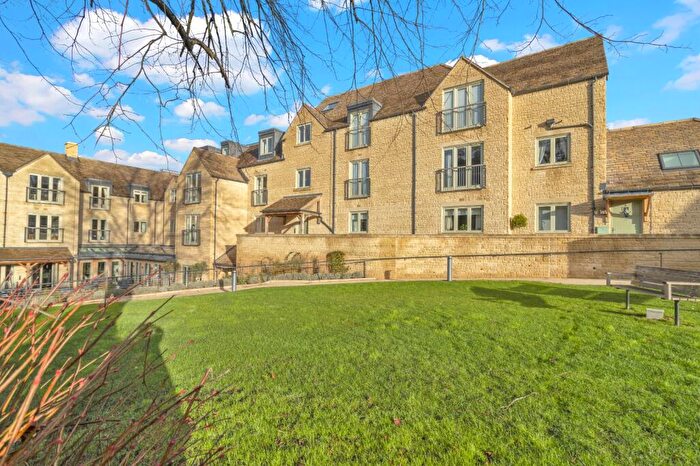 1 Bedroom Apartment For Sale In Lime Crescent, Siddington Park, Siddington, Cirencester, GL7