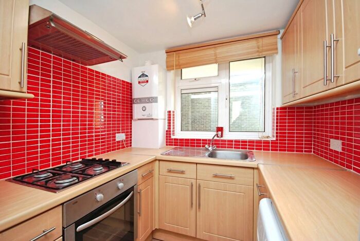 1 Bedroom Flat To Rent In Crown Lane, Bromley, BR2