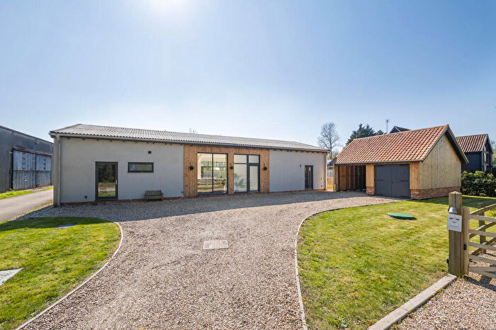 4 Bedroom Barn Conversion For Sale In Layham, Ipswich, Suffolk, IP7