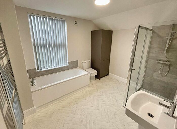 2 Bedroom Terraced House To Rent In Brushfield Street, Nottingham, NG7