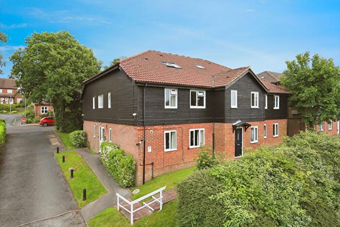 1 Bedroom Flat For Sale In Streatfield Road, Heathfield, East Sussex, TN21