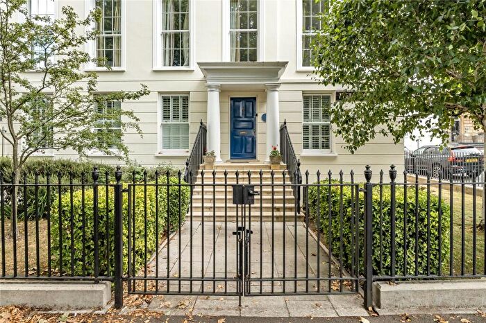 2 Bedroom Apartment For Sale In Wellington Place, London Road, Cheltenham, GL52