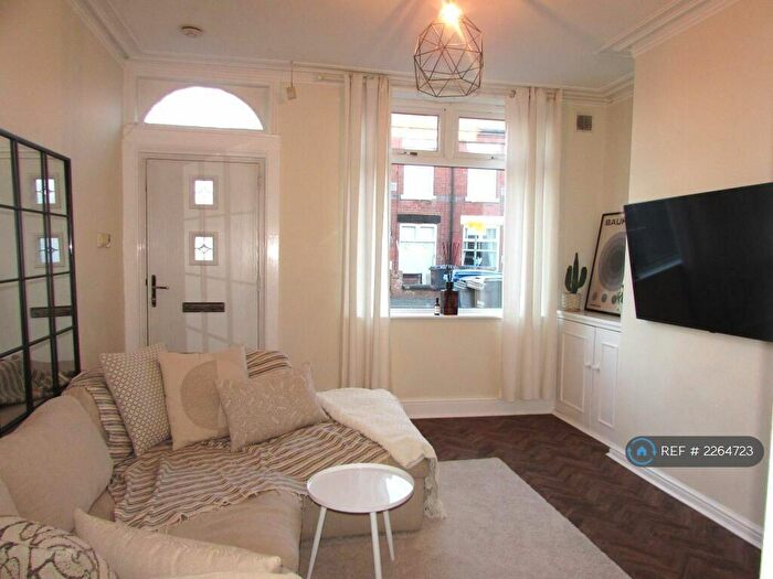 2 Bedroom Terraced House To Rent In Caroline Street, Stockport, SK3