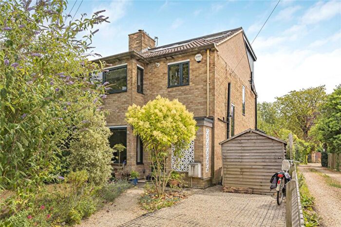 5 Bedroom Semi-Detached House For Sale In Squitchey Lane, Summertown, OX2
