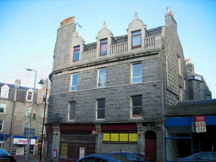 2 Bedroom Flat To Rent In Victoria Road, Torry, Aberdeen, AB11