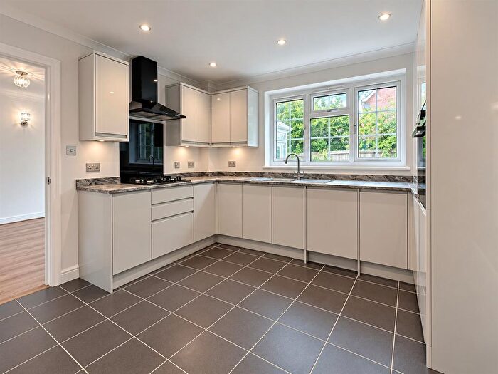 3 Bedroom Detached House To Rent In Church Hill, Kingsnorth, Ashford, TN23