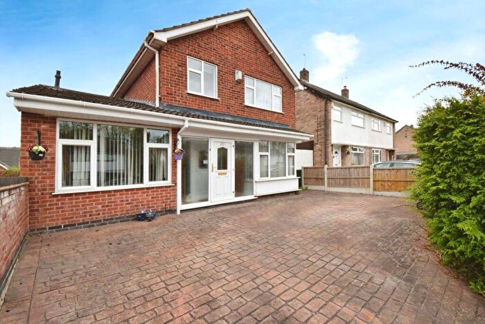 3 Bedroom Detached House For Sale In Gloucester Crescent, Wigston, Leicestershire, LE18