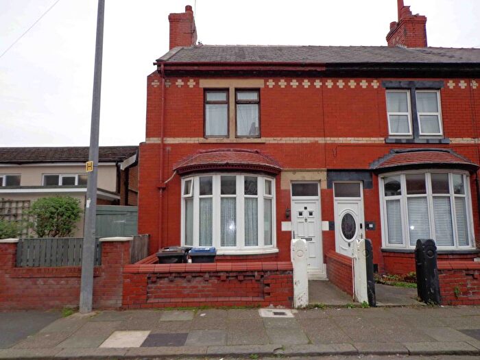3 Bedroom End Terrace House For Sale In Whittam Avenue, Blackpool, FY4
