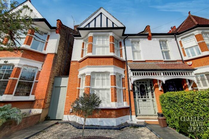 4 Bedroom Semi-Detached House To Rent In Radcliffe Road, London, N21