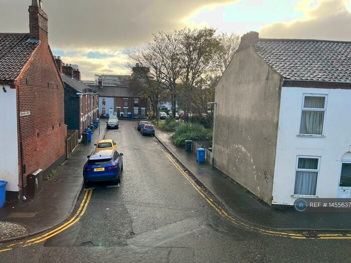 2 Bedroom Terraced House To Rent In Esdelle Street, Norwich, NR3