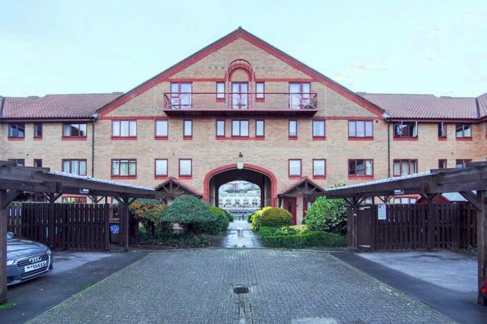 1 Bedroom Flat To Rent In John Cabot Court, Cumberland Close, Harbourside, BS1
