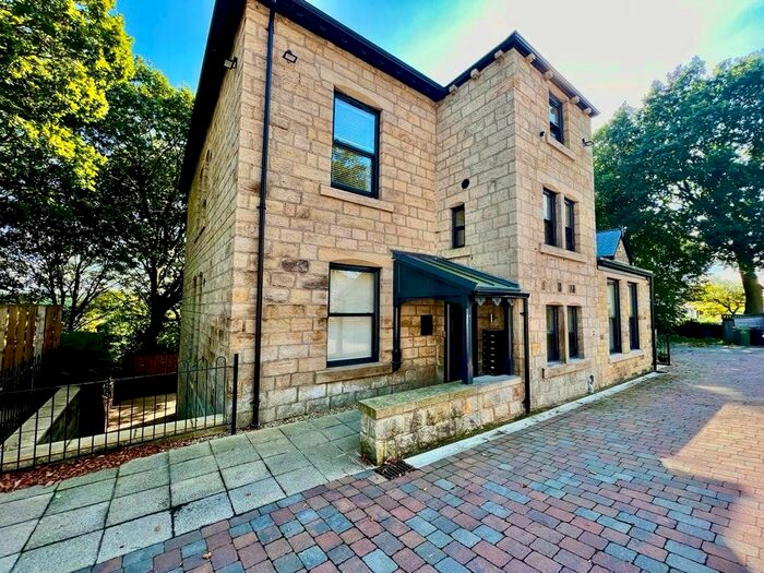 1 Bedroom Flat To Rent In Clarence Road, Horsforth, Leeds, West Yorkshire, Uk, LS18
