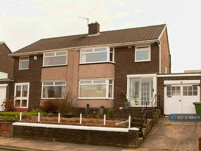 3 Bedroom Semi-Detached House To Rent In Thornton Crescent, Blaydon-On-Tyne, NE21