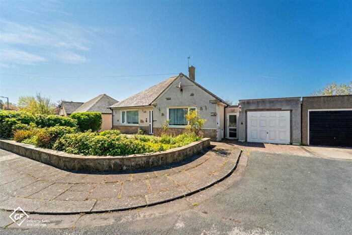3 Bedroom Detached Bungalow For Sale In Glen View Drive, Heysham, Morecambe, LA3